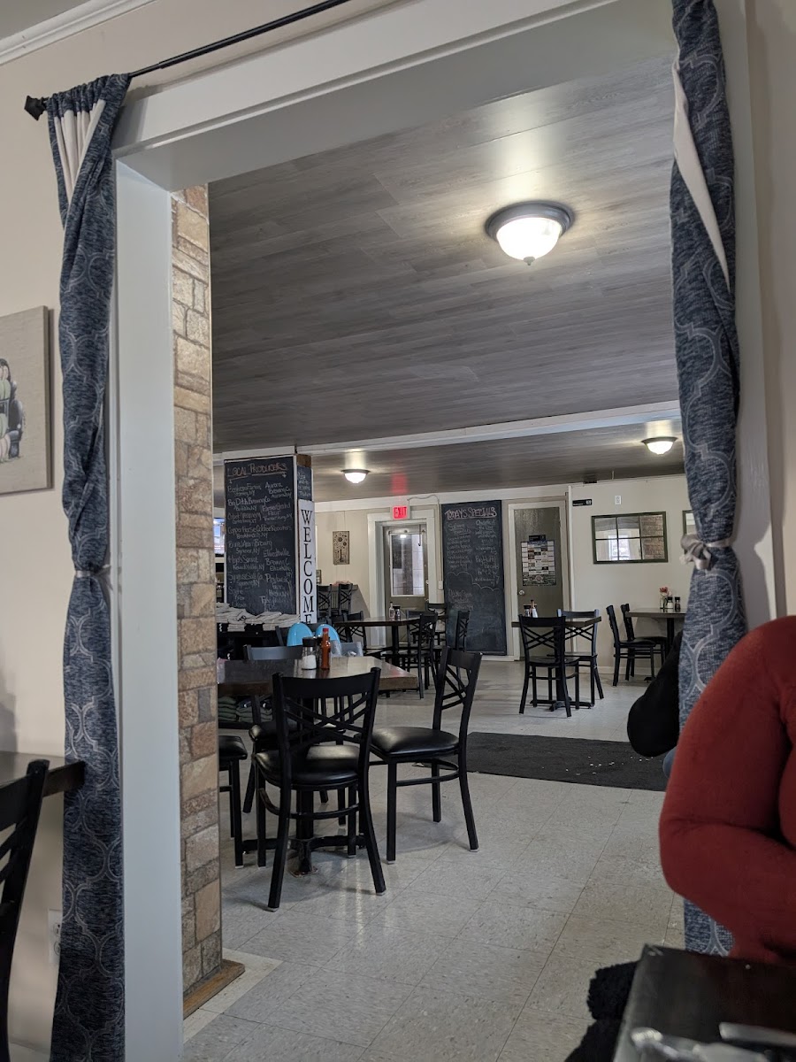 East Shore Roadhouse